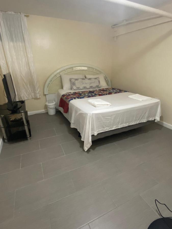 A Delightful Room In Queens New York Exterior photo